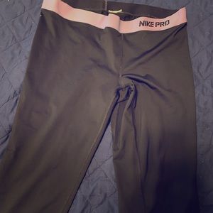 Nike Pro Cropped Leggings